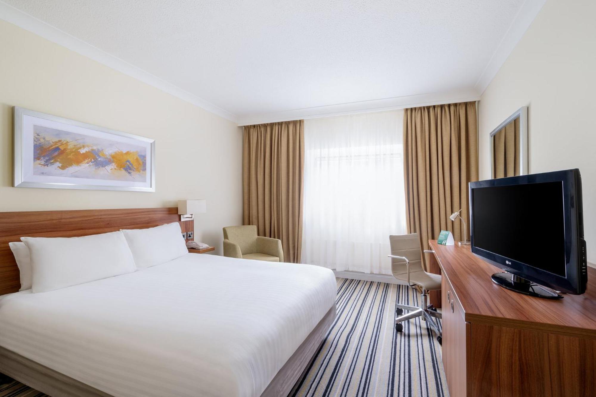 Holiday Inn Haydock By Ihg Экстерьер фото